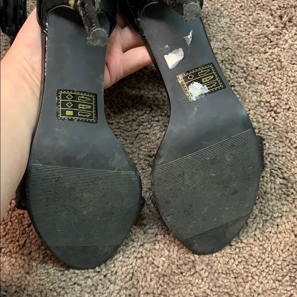 Shoes - Picture 3 of 3